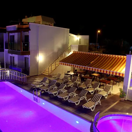 Hotel apartamentowy Siesta Garden