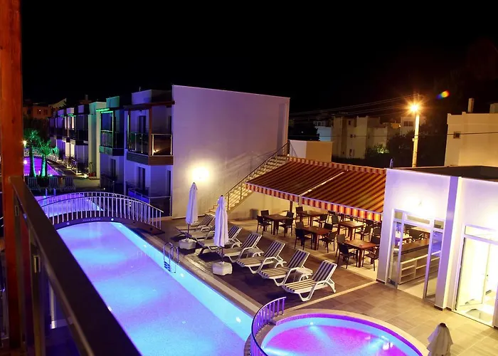 Apart Otel Siesta Garden 3*